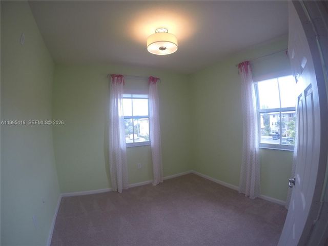 8760 NW 97th Ave 201, Doral, FL 33178