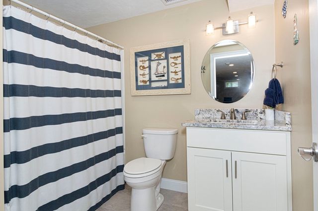 5 Abby Ln 5, Shrewsbury, MA 01545