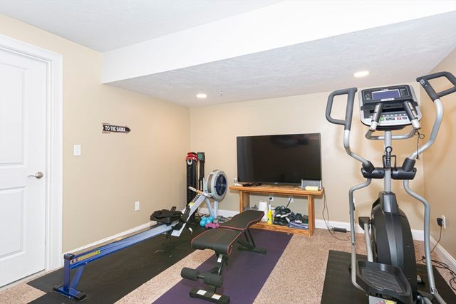 5 Abby Ln 5, Shrewsbury, MA 01545