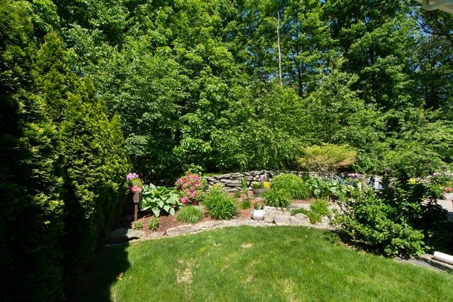 5 Abby Ln 5, Shrewsbury, MA 01545