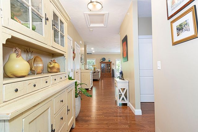 5 Abby Ln 5, Shrewsbury, MA 01545