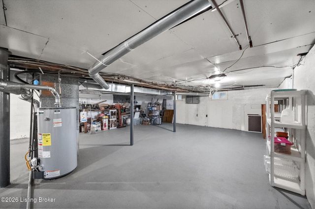 309 Summit Ct, Louisville, KY 40243