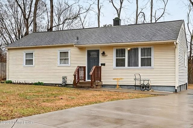 309 Summit Ct, Louisville, KY 40243