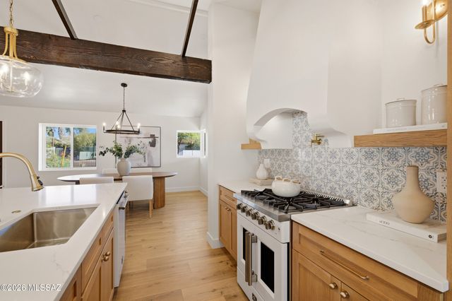 2615 E Manchester Street, Tucson, AZ 85716