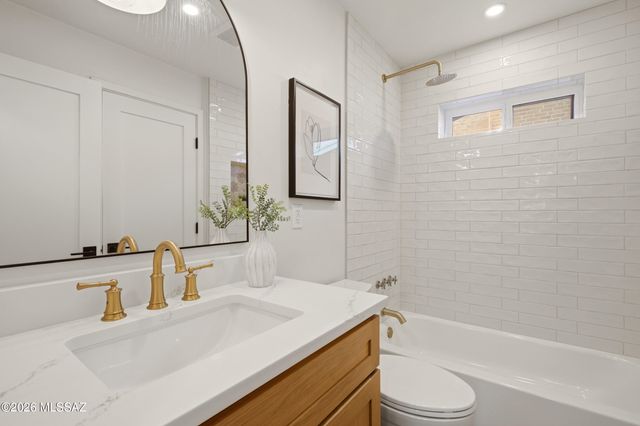 2615 E Manchester Street, Tucson, AZ 85716