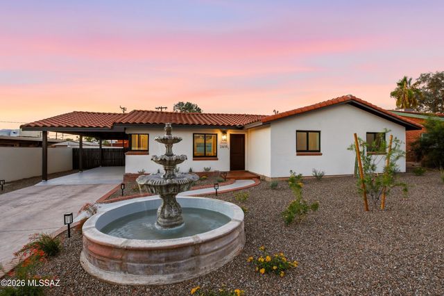 2615 E Manchester Street, Tucson, AZ 85716
