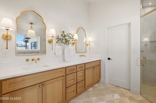2615 E Manchester Street, Tucson, AZ 85716