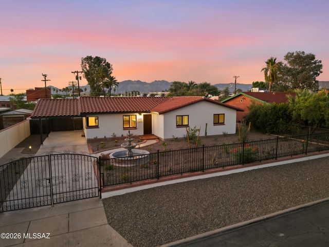 2615 E Manchester Street, Tucson, AZ 85716