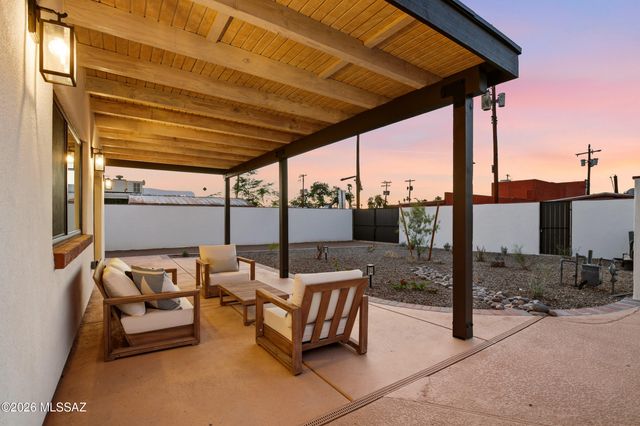 2615 E Manchester Street, Tucson, AZ 85716