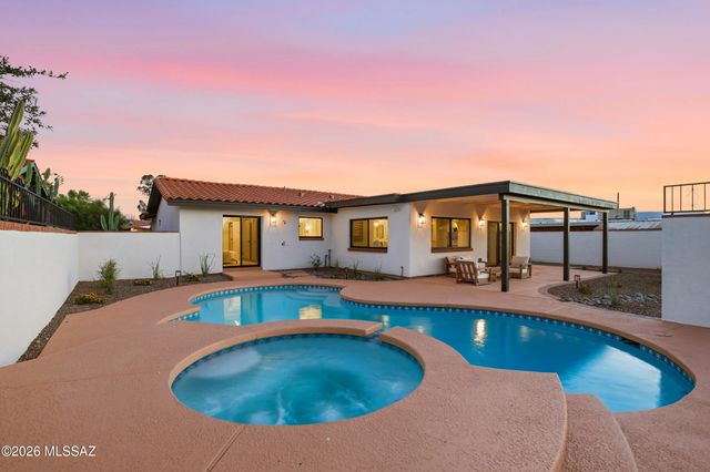 2615 E Manchester Street, Tucson, AZ 85716