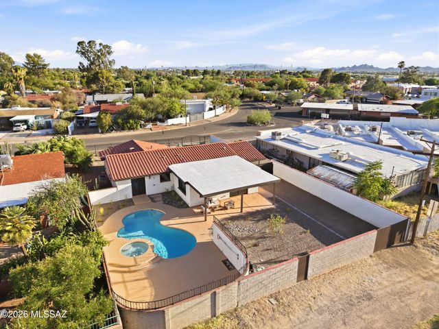 2615 E Manchester Street, Tucson, AZ 85716