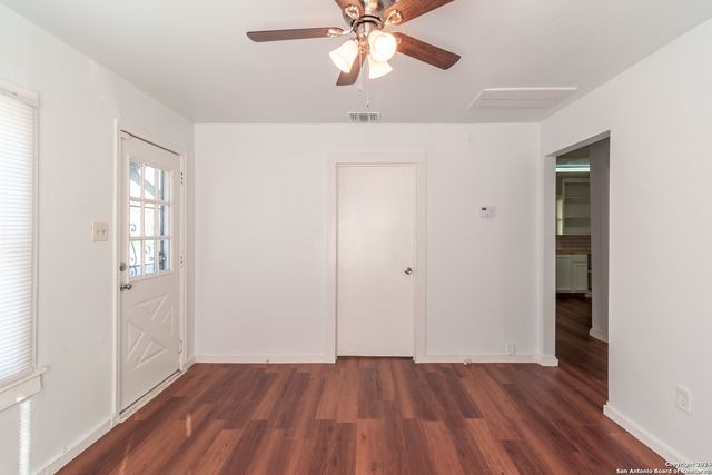 1610 LENNON AVE, San Antonio, TX 78223