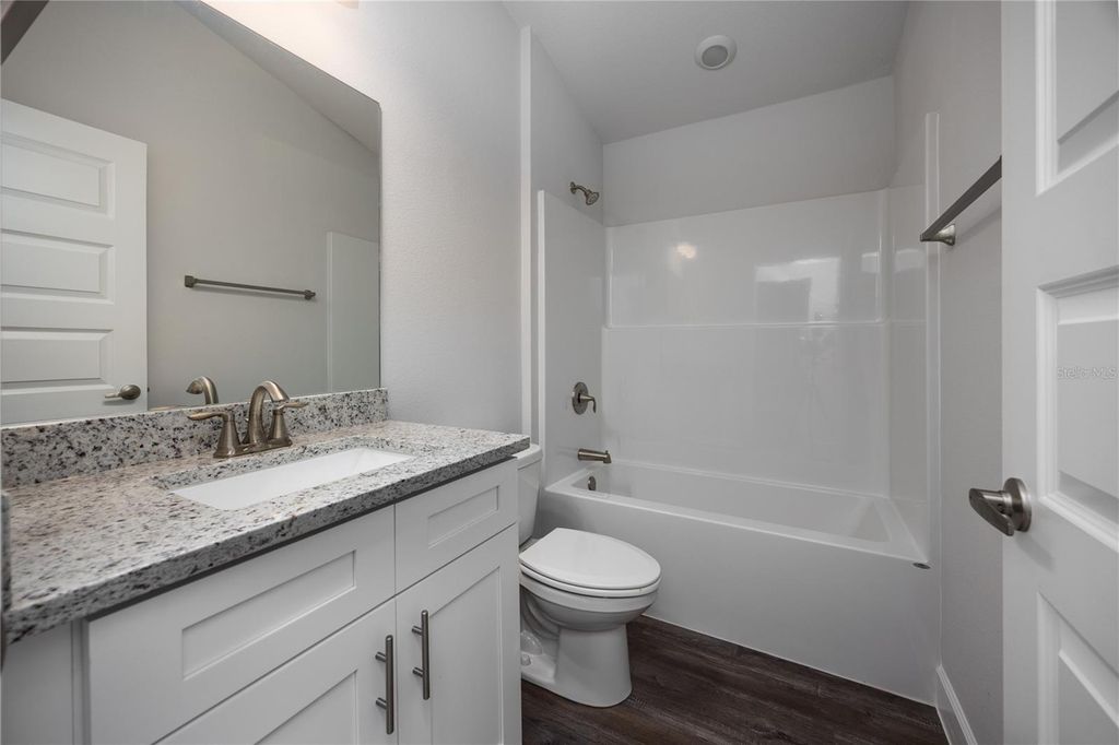 Image 24 of property listing at 2561 SW 250TH DRIVE, Newberry, FL 32669