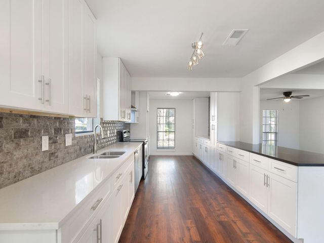 12719 Shady Knoll Lane, Cypress, TX 77429