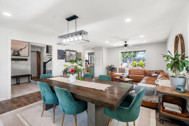 1355 Hope Lane, Redding, CA 96003