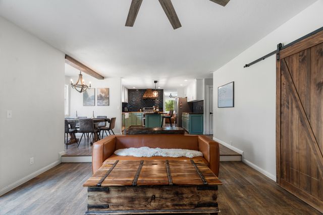 1355 Hope Lane, Redding, CA 96003