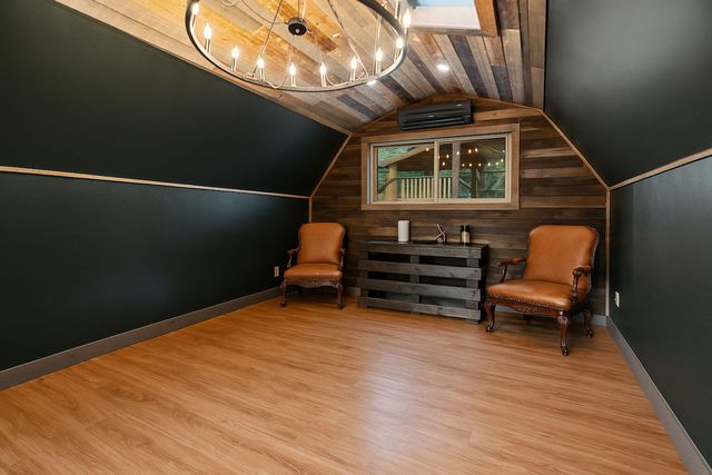 1355 Hope Lane, Redding, CA 96003