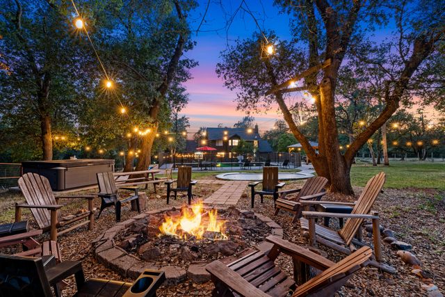 1355 Hope Lane, Redding, CA 96003