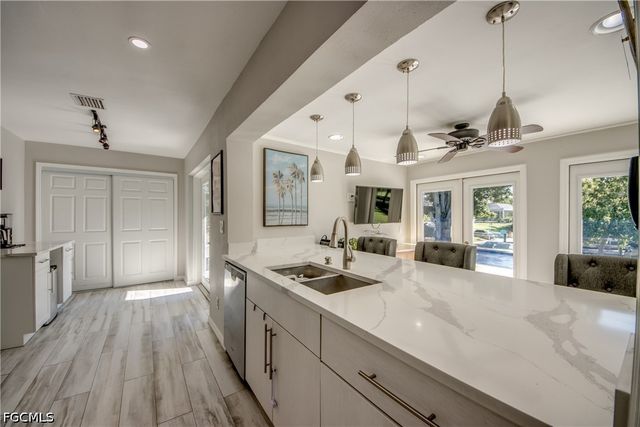 4339 PELICAN BLVD, Cape Coral, FL 33914