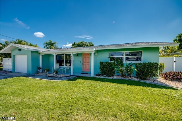 4339 PELICAN BLVD, Cape Coral, FL 33914