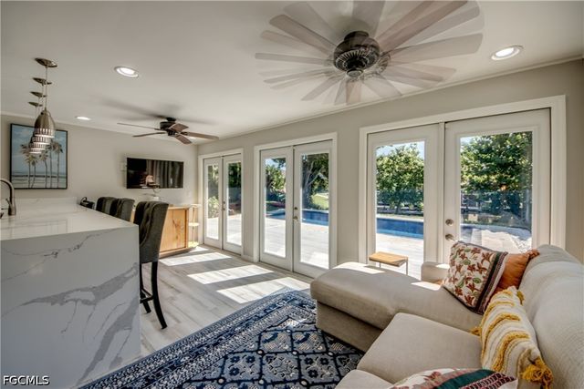 4339 PELICAN BLVD, Cape Coral, FL 33914