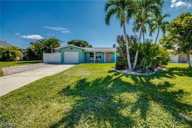 4339 PELICAN BLVD, Cape Coral, FL 33914
