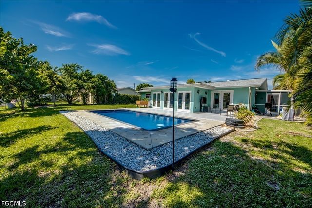 4339 PELICAN BLVD, Cape Coral, FL 33914