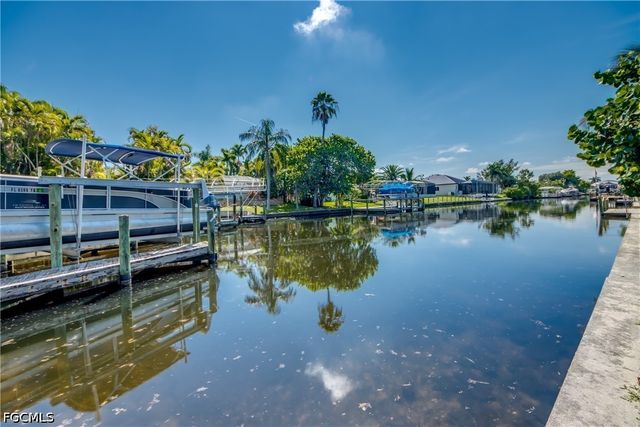 4339 PELICAN BLVD, Cape Coral, FL 33914