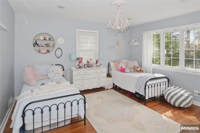 6 Cherry, Caldwell, NJ 07006