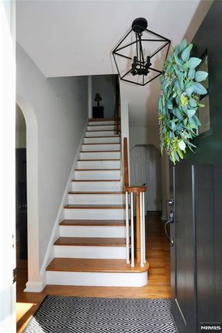 6 Cherry, Caldwell, NJ 07006