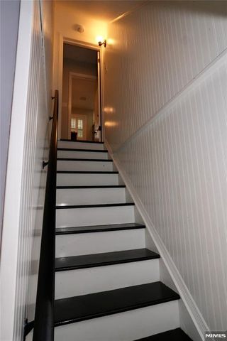 6 Cherry, Caldwell, NJ 07006