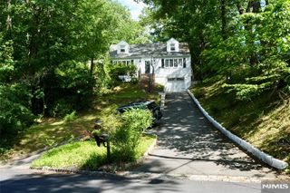 6 Cherry, Caldwell, NJ 07006