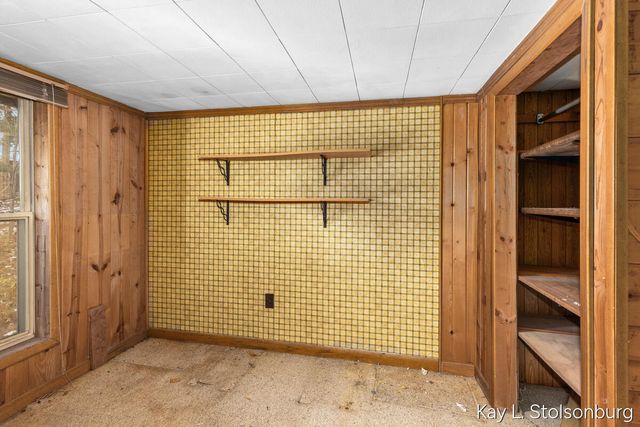 5508 E Butler Road, Dowling, MI 49050