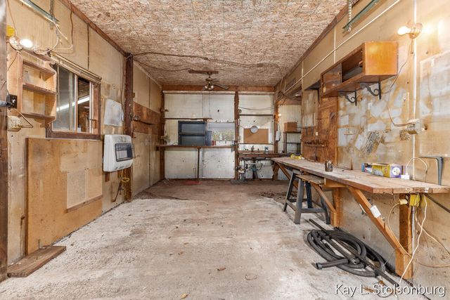 5508 E Butler Road, Dowling, MI 49050