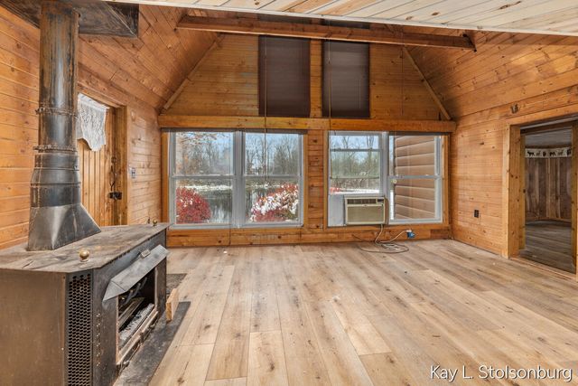 5508 E Butler Road, Dowling, MI 49050