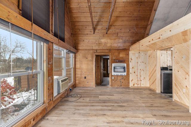 5508 E Butler Road, Dowling, MI 49050