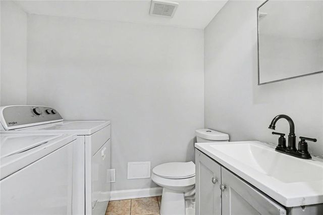 2952 N Dekalb A, Doraville, GA 30340