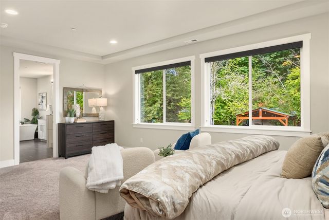 7238 NE 129th Street, Kirkland, WA 98034