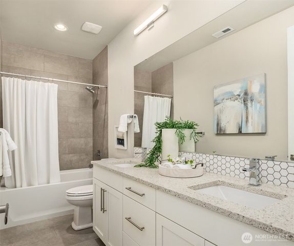 7238 NE 129th Street, Kirkland, WA 98034