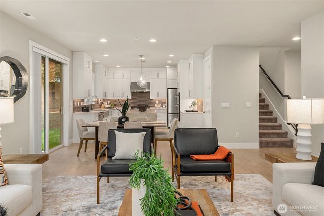 7238 NE 129th Street, Kirkland, WA 98034