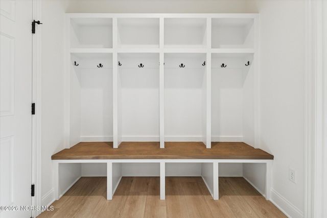 8801 Harlow Court, Sylvania, OH 43560