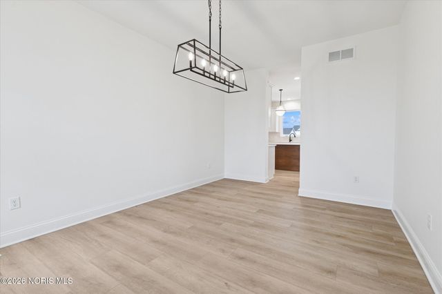 8801 Harlow Court, Sylvania, OH 43560