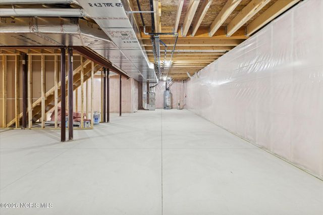 8801 Harlow Court, Sylvania, OH 43560