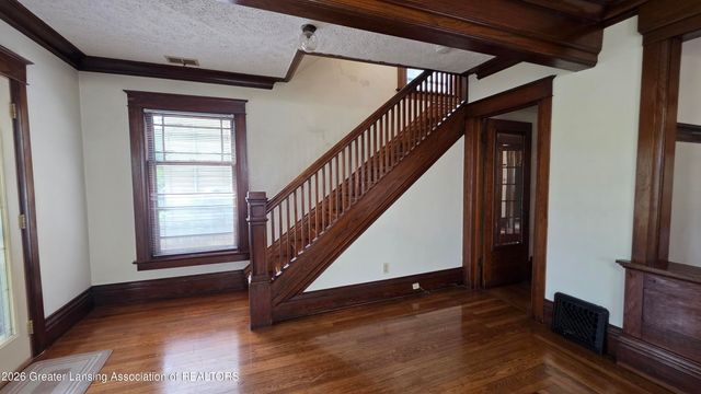219 E Mount Hope Avenue, Lansing, MI 48910