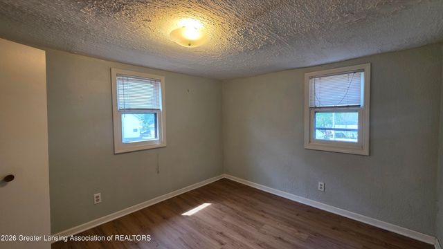 219 E Mount Hope Avenue, Lansing, MI 48910