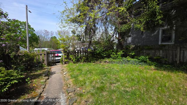 219 E Mount Hope Avenue, Lansing, MI 48910