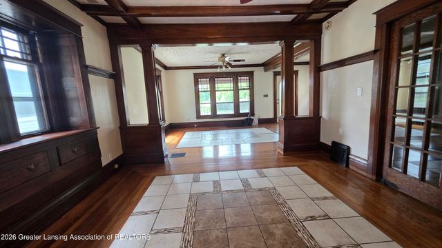 219 E Mount Hope Avenue, Lansing, MI 48910
