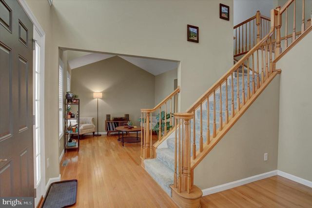 108 N BLACKBERRY LN, Fayetteville, PA 17222