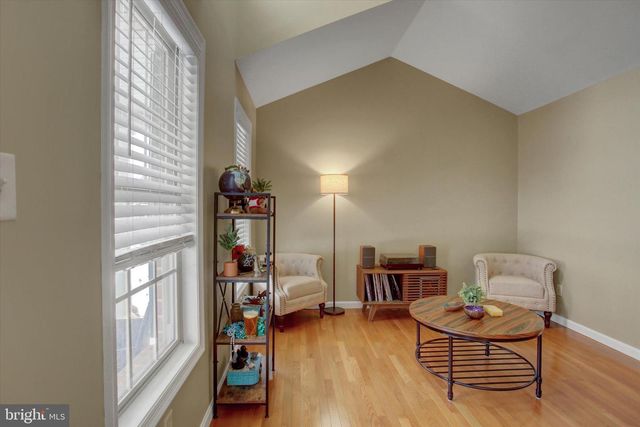 108 N BLACKBERRY LN, Fayetteville, PA 17222