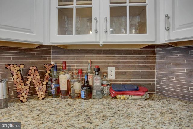 108 N BLACKBERRY LN, Fayetteville, PA 17222